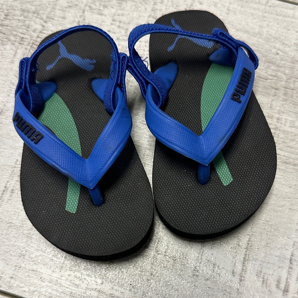 Puma Kids Black and Blue Sandals